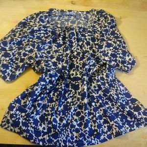 Floral short sleeve tie frount blouse